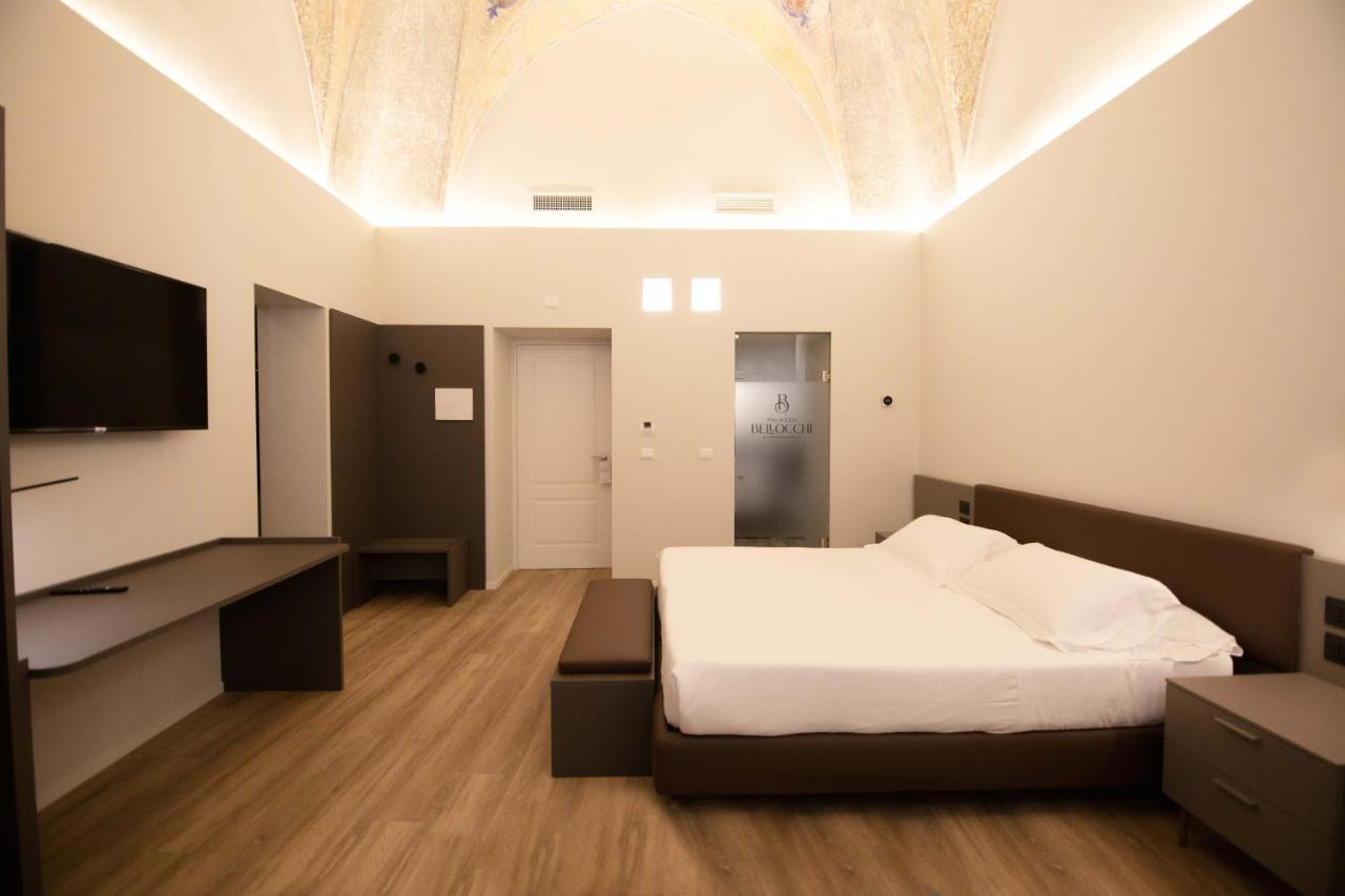 برينديسي Palazzo Bellocchi - Suites & Apartments المظهر الخارجي الصورة