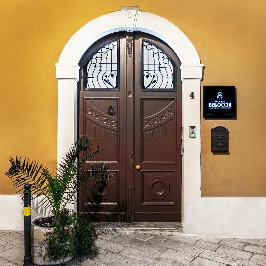 برينديسي Palazzo Bellocchi - Suites & Apartments المظهر الخارجي الصورة